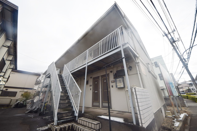 建物外観　～収納もお任せを～