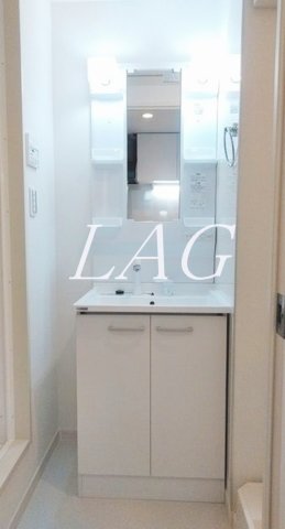 洗面設備　独立洗面台です。