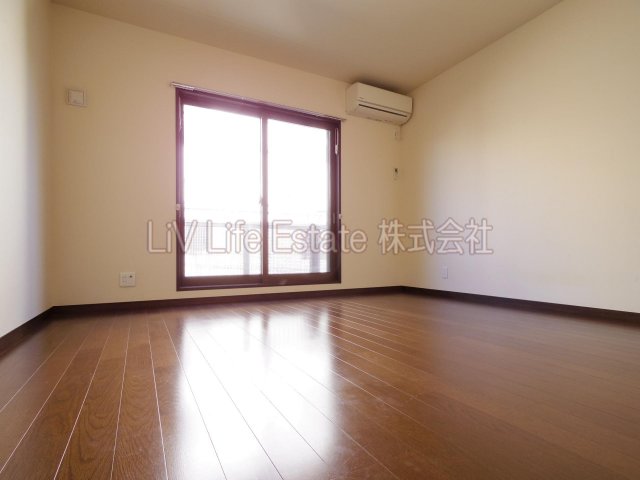 居室・リビング　同仕様写真