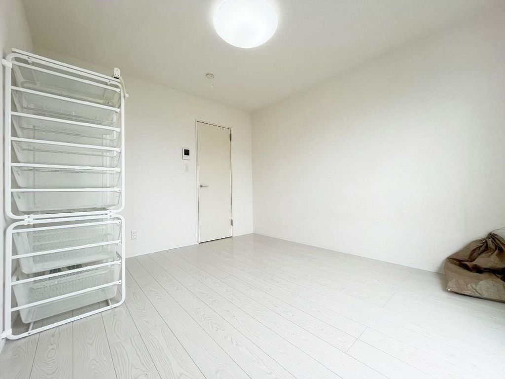 居室・リビング　★お問い合わせはタウンハウジング町田店まで★