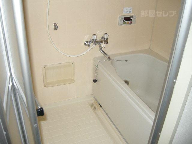 バス・シャワールーム　お風呂でゆっくり。