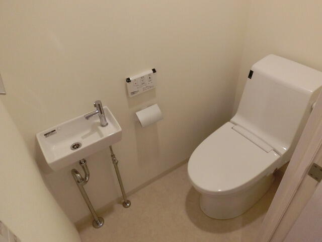 トイレ　Bタイプ2015年1月撮影