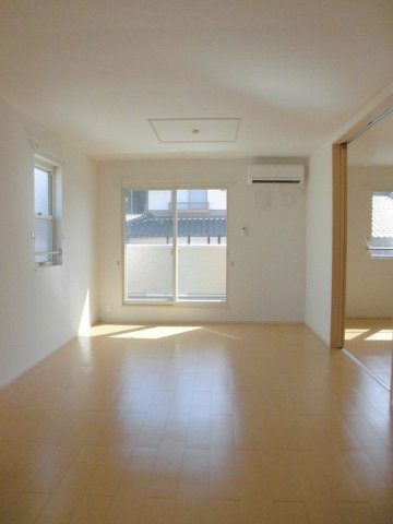 居室・リビング　おしゃれな居間です