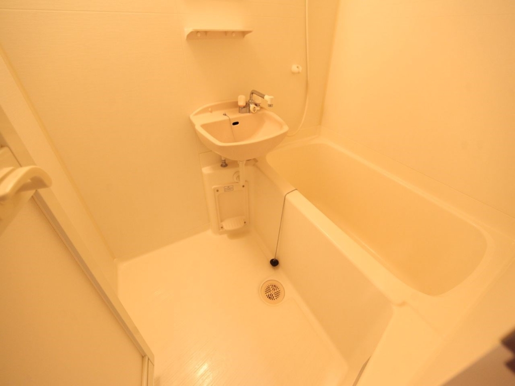 バス・シャワールーム　バルルーム（お風呂トイレ別）