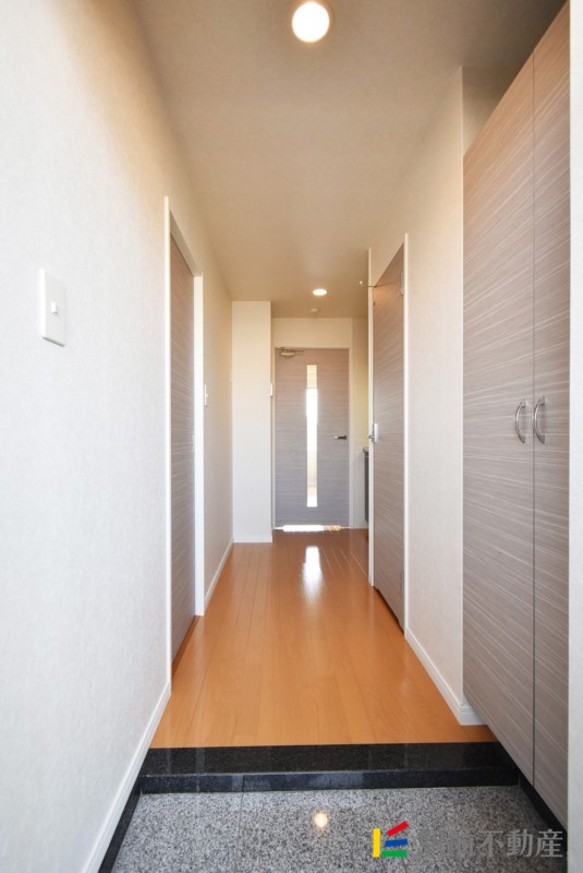 玄関　※同タイプ別部屋