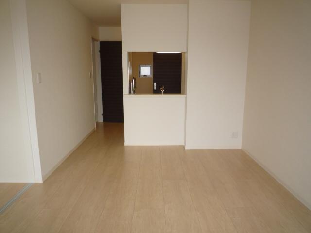 居室・リビング　★カウンターキッチンが魅力★