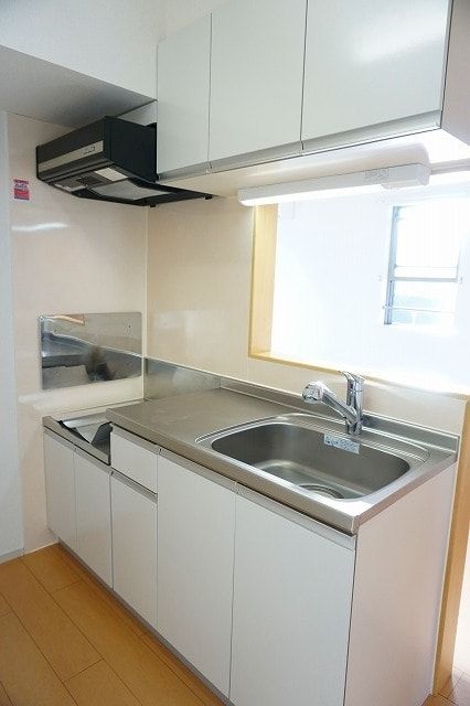 キッチン　お問合せはタウンハウジングまで！※現地待合わせ相談可能