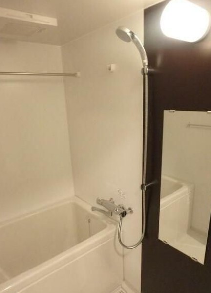 バス・シャワールーム　※別部屋参考写真