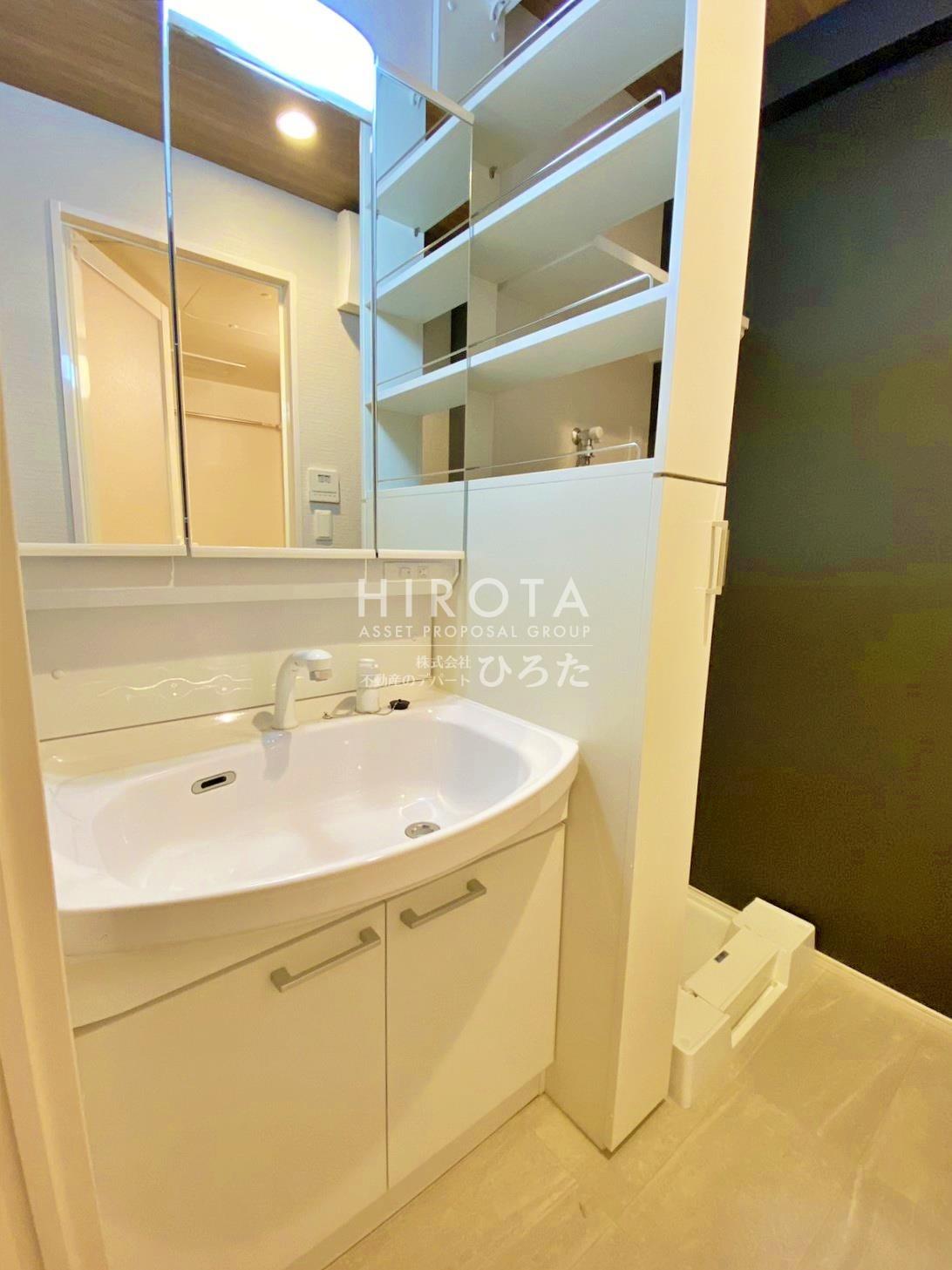 洗面設備　同仕様写真