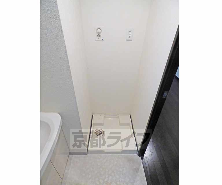 その他設備　室内洗濯機置きです。