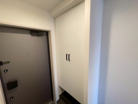 玄関　※別部屋の写真です