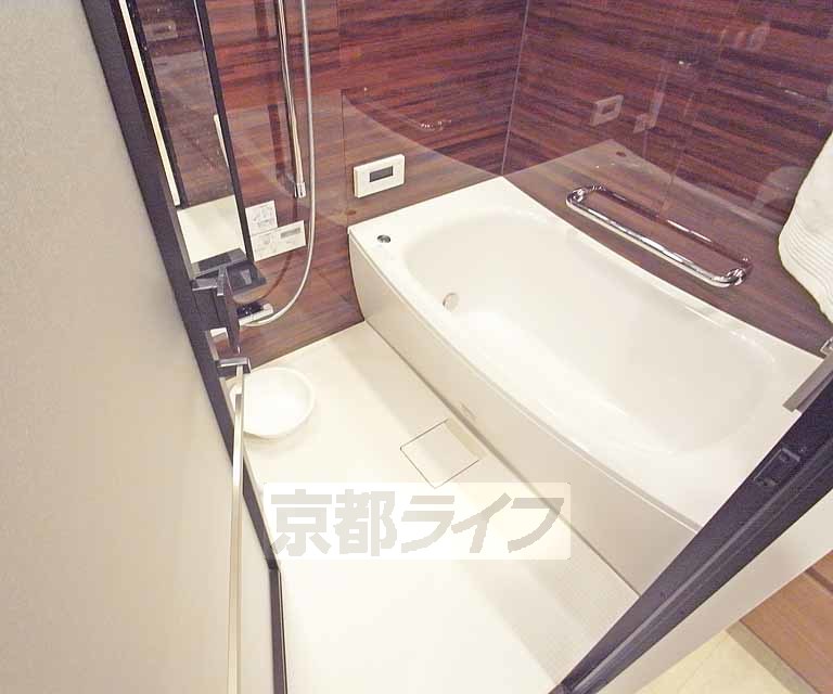 バス・シャワールーム　システムバスでゆったりとしたお時間を。。。