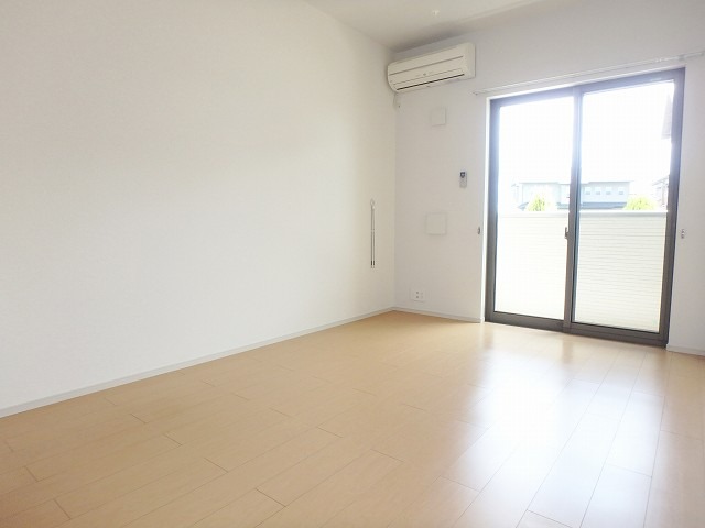 居室・リビング　１３．１帖のＬＤＫ！