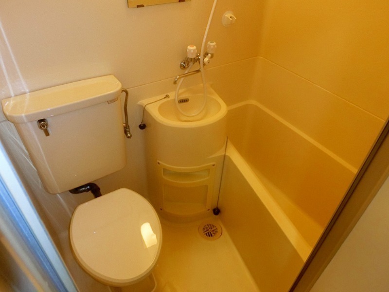 バス・シャワールーム　現況優先