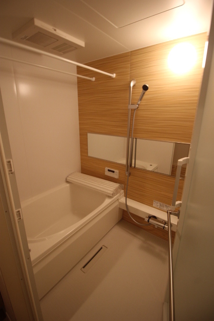 バス・シャワールーム　ゆったりバスタイム