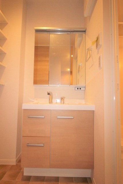 洗面設備　独立洗面台