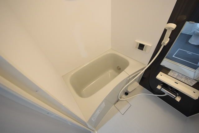 バス・シャワールーム　バスルーム
