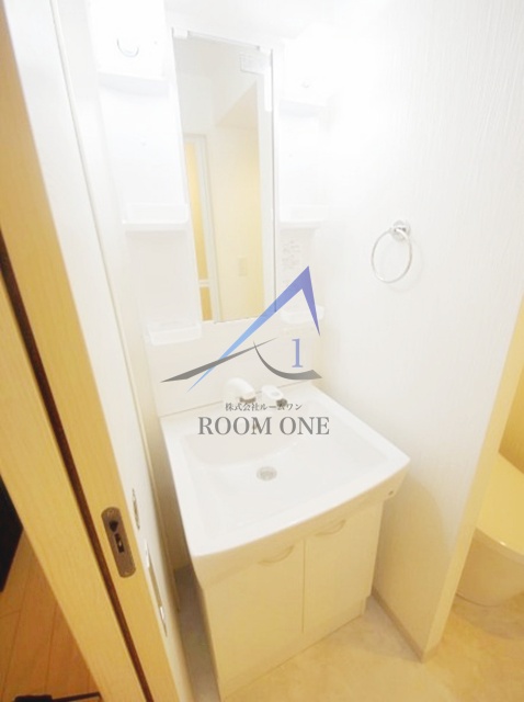 洗面設備　洗面台です。