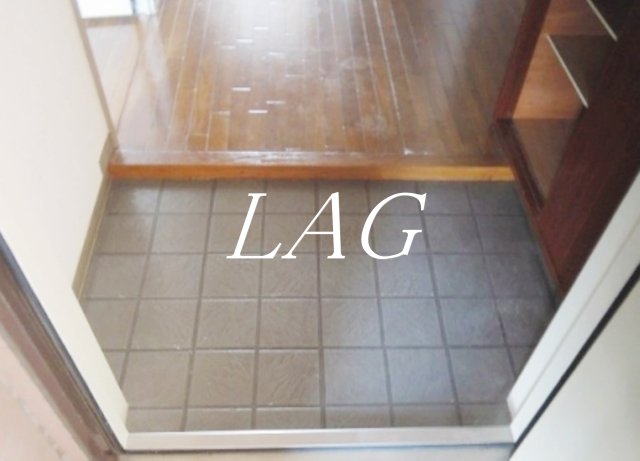 玄関　玄関です。