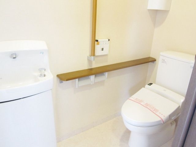 トイレ　★お部屋探しは株式会社タウンハウジング東京まで★