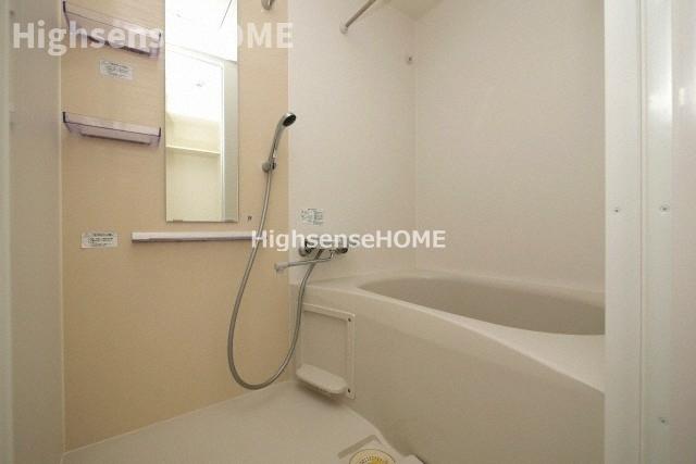 バス・シャワールーム　お風呂で日々の疲れを落としましょう