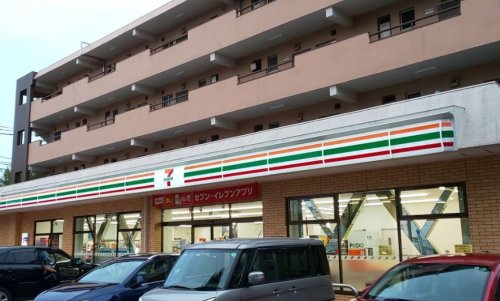 コンビニ　セブン-イレブン 川崎有馬６丁目店（コンビニ）まで583m