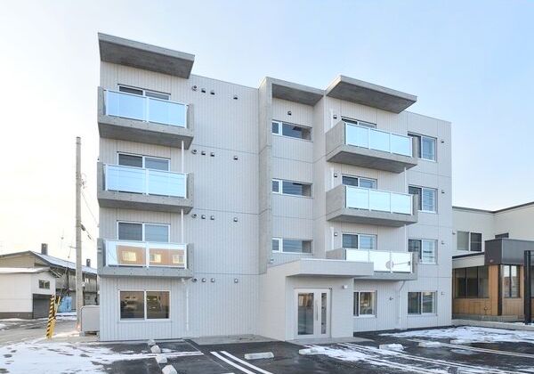 建物外観　大人気・設備充実の築浅デザイナーズマンションです♪