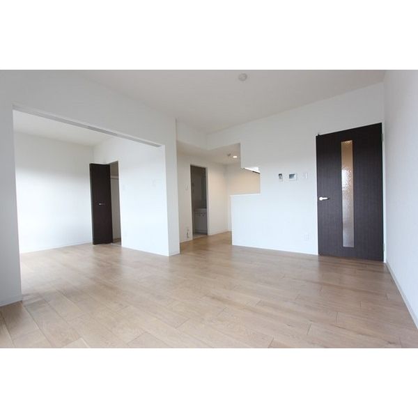 居室・リビング　陽当たり良好のお部屋です♪