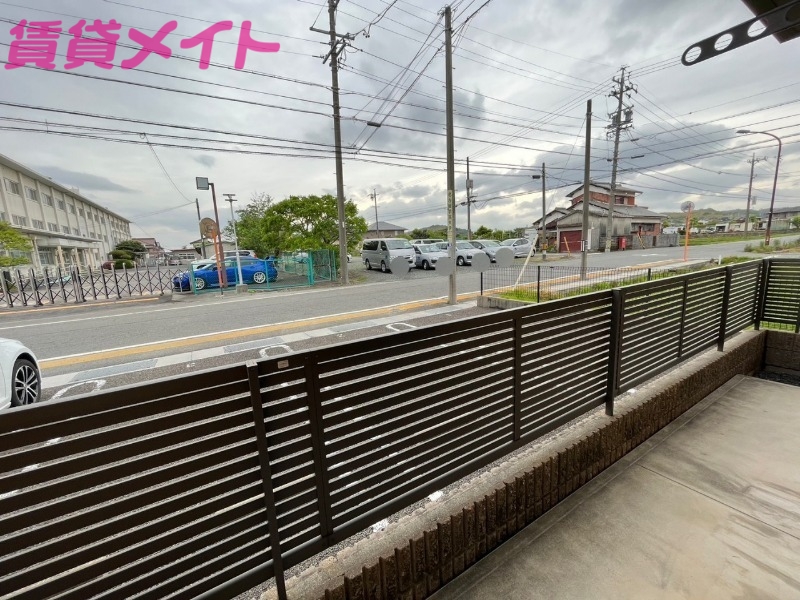 バルコニー　同型参考写真