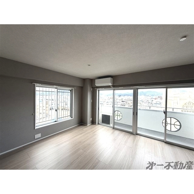 居室・リビング　洋室