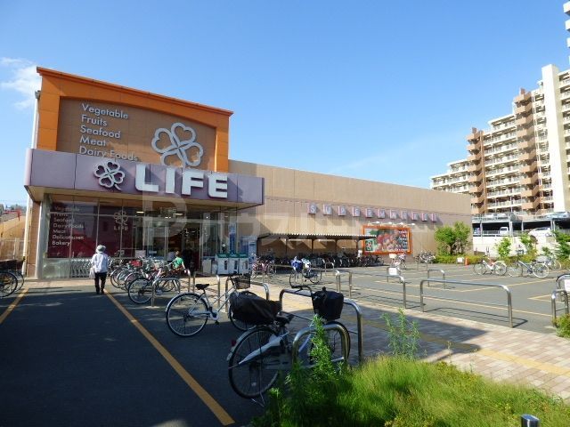 スーパー　ライフ奥戸店（スーパー）まで600m