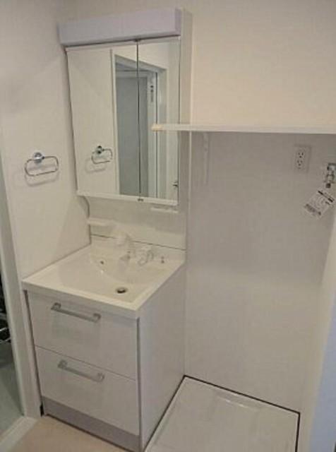 洗面設備　同仕様