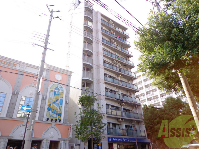 建物外観　シャープなフォルムのマンションです！