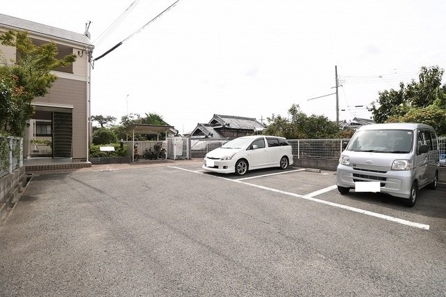 駐車場　駐車場です