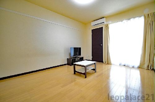 居室・リビング　設備・仕様は号室により異なる為、現況を優先致します。