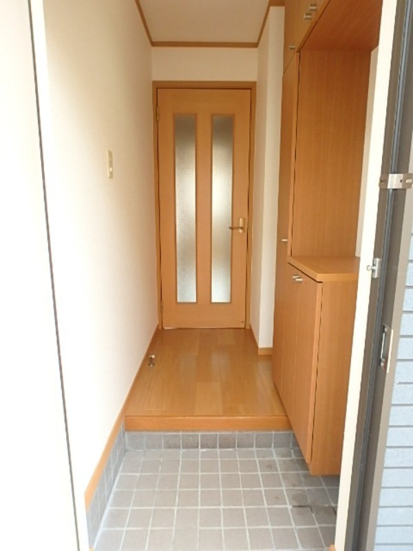 玄関　図面と現状に相違がある場合には現状を優先