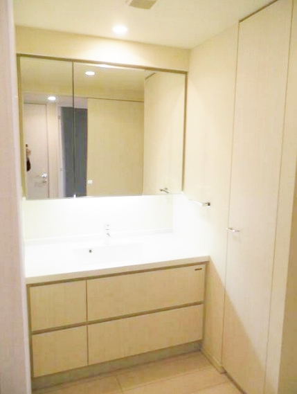 洗面設備　洗面所です