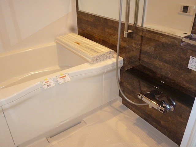 バス・シャワールーム　バスルーム