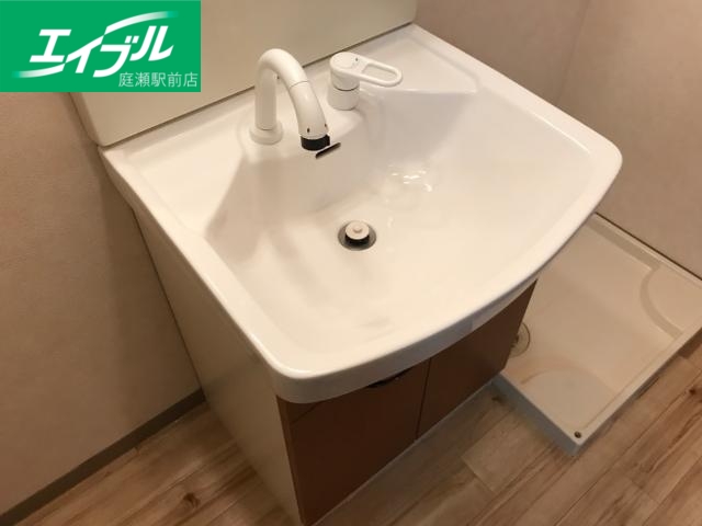 洗面設備　洗髪洗面化粧台