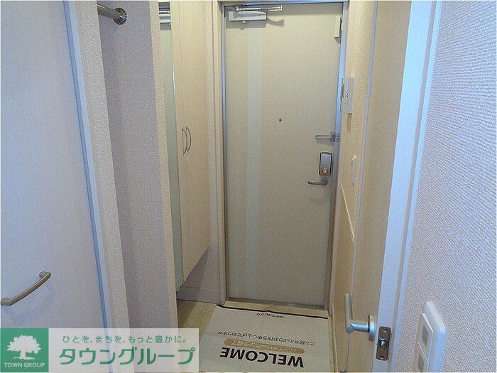玄関　お問合せはタウンハウジングまで！※現地待合わせ相談可能
