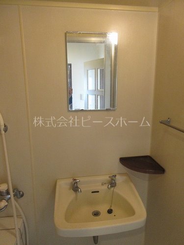 トイレ　※別号室参考写真