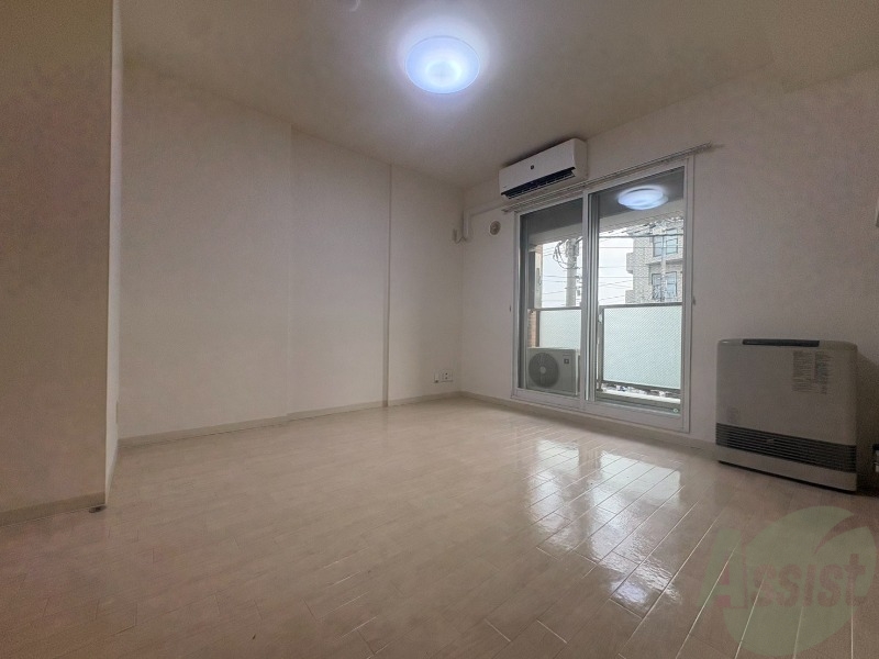 居室・リビング　広々としたリビングですね。使い勝手がよさそうですね！