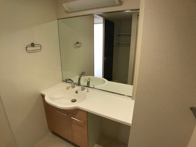洗面設備　同物件別部屋