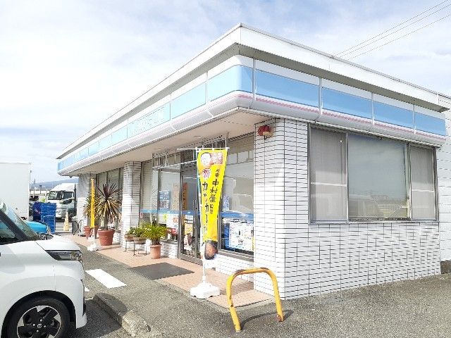 コンビニ　ローソン富士今井店（コンビニ）まで1800m