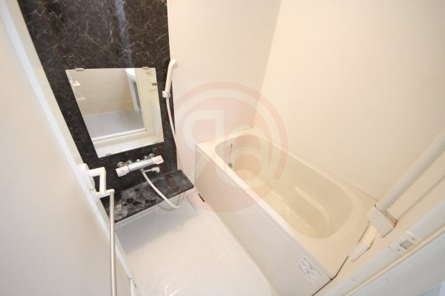 バス・シャワールーム　お風呂です