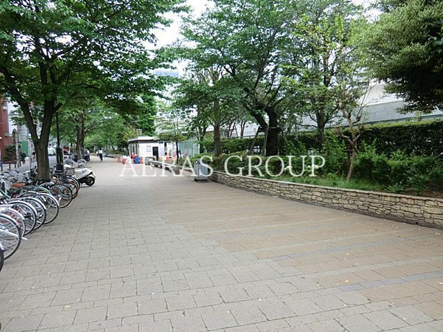 公園　池袋駅前公園（公園）まで149m