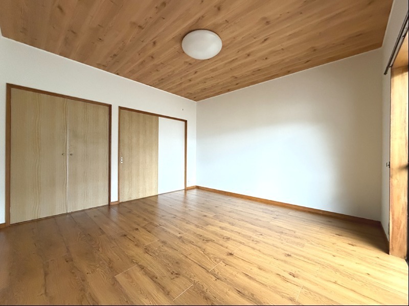 藤巻ハイツの居間写真