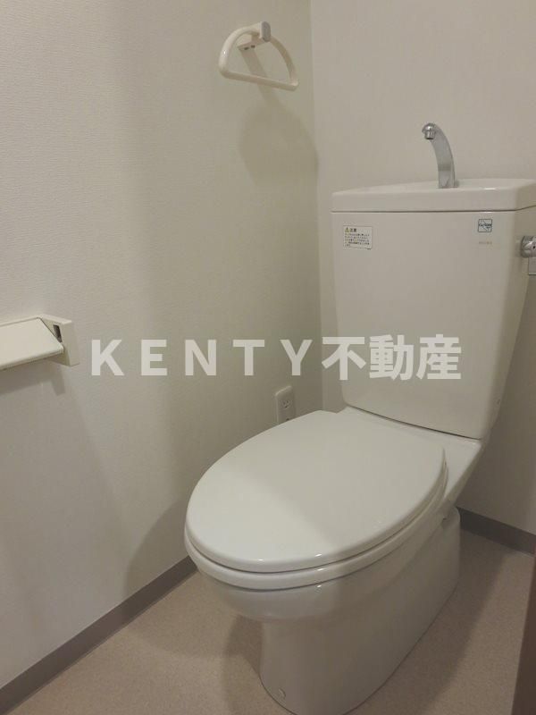 トイレ　清潔感のあるトイレです