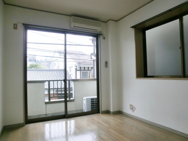 居室・リビング　角部屋です☆