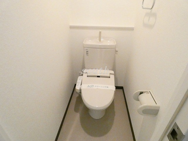 トイレ　ウォシュレット付きのトイレ